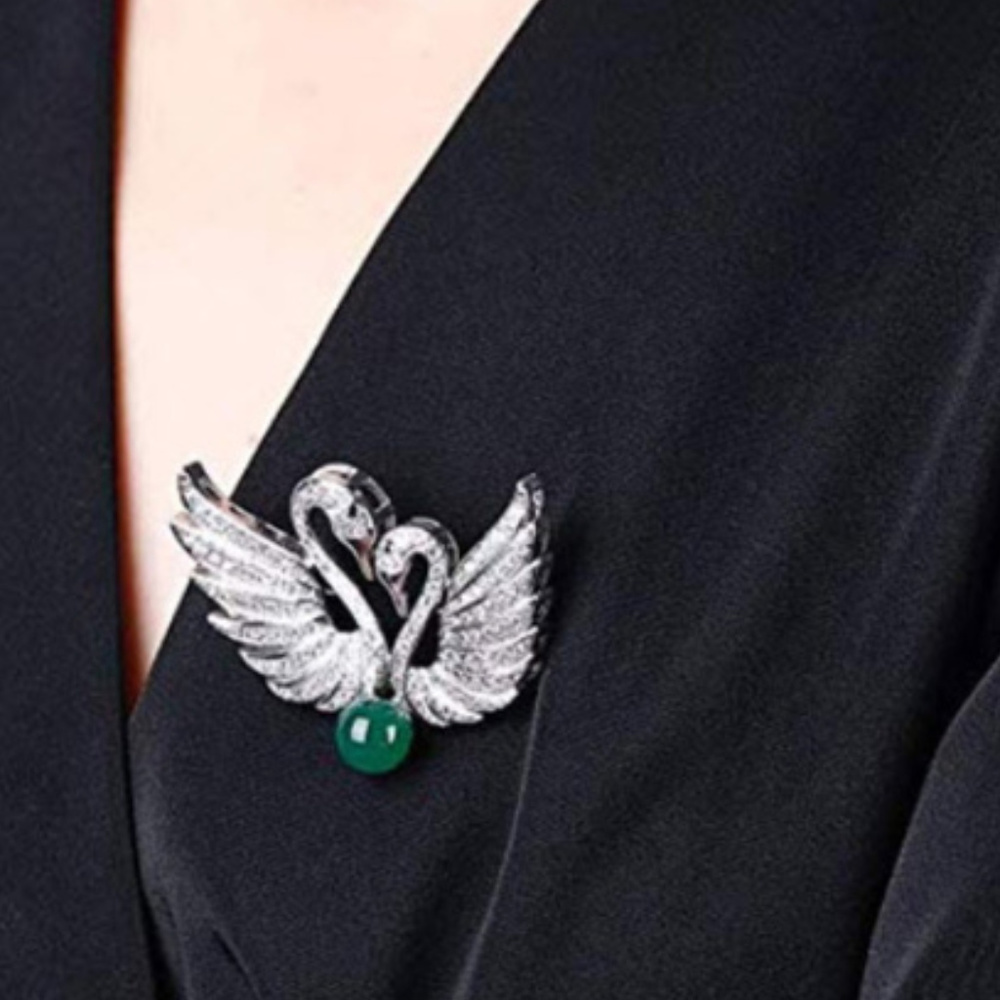 swan couple rhinestone & jade brooch / pendant - Picture 2 of 7